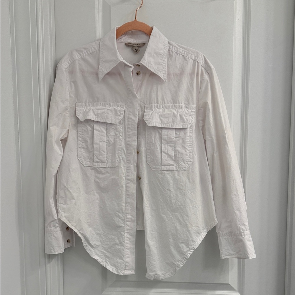 Banana Republic White Button-Up Shirt